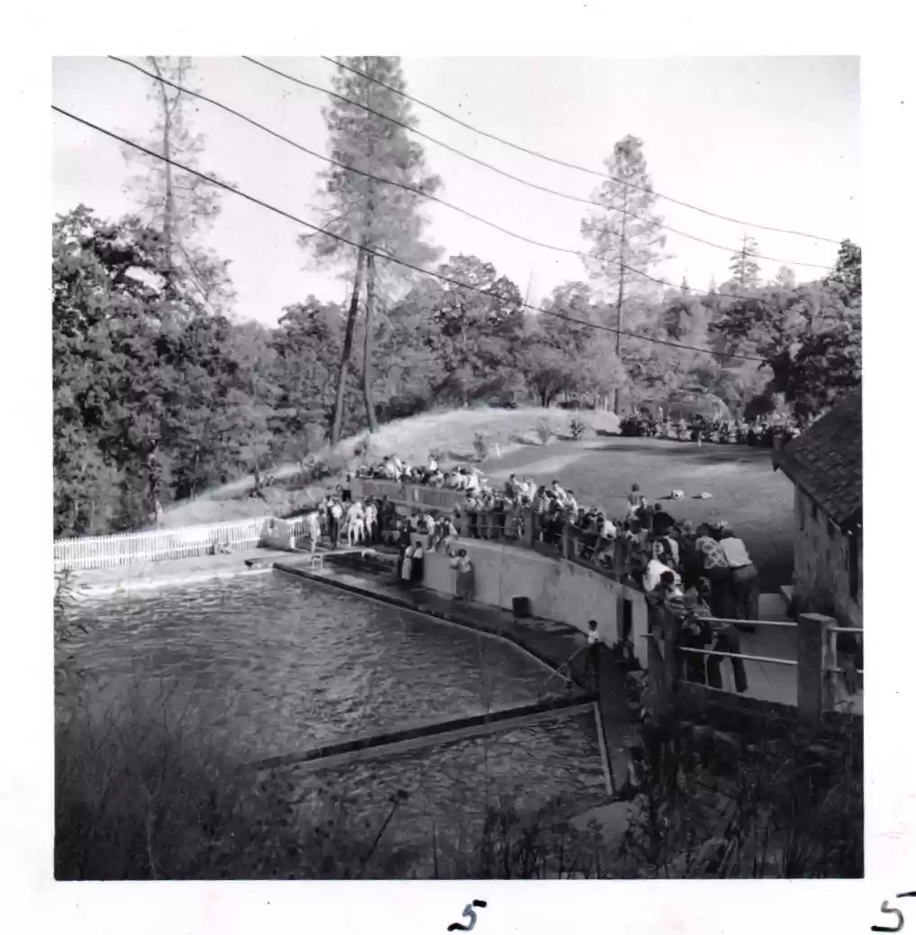 Swimming Pool Sunday Oct. 5th 1952 (5)